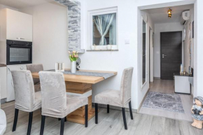 Kele Apartment